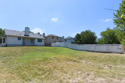 215 Estate Drive, Hutto, TX 78634 - Photo 24