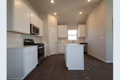 4512 Beacon Bay Drive, Austin, TX 78747 - Photo 4