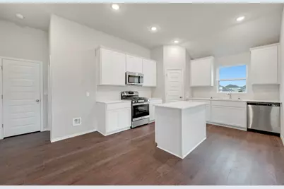 4512 Beacon Bay Drive, Austin, TX 78747 - Photo 8