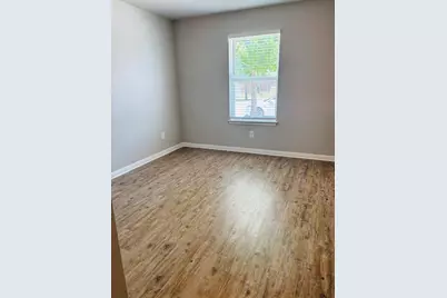 1414 Walden Pond Drive, Pflugerville, TX 78660 - Photo 4