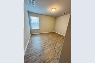 1414 Walden Pond Drive, Pflugerville, TX 78660 - Photo 2