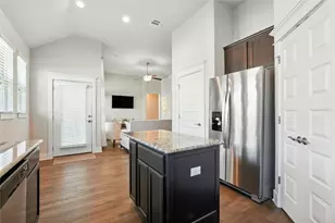 1707 Loyal Friend Dr, Leander, TX 78641 - Photo 10