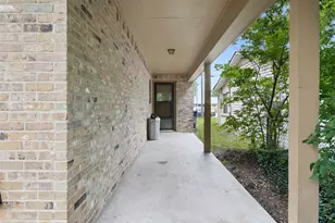 555 E Houston St, Giddings, TX 78942 - Photo 6