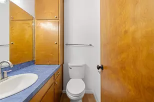 555 E Houston St, Giddings, TX 78942 - Photo 18