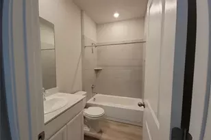908 Main St, Hutto, TX 78634 - Photo 18