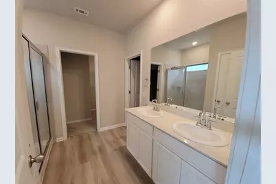 908 Main Street, Hutto, TX 78634 - Photo 12