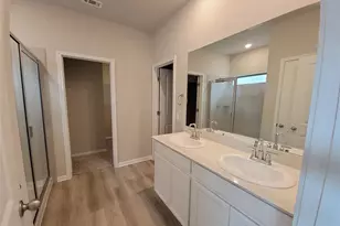 908 Main St, Hutto, TX 78634 - Photo 12