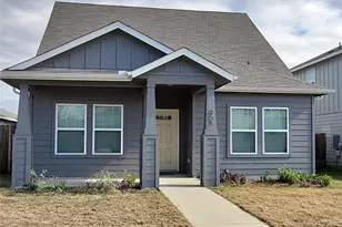 908 Main St, Hutto, TX 78634 - Photo 1
