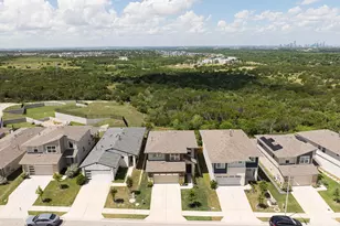 7713 Saddle Up Dr, Austin, TX 78724 - Photo 36
