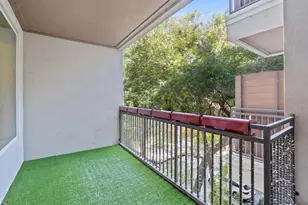 1900 Barton Springs Rd, Austin, TX 78704 - Photo 20