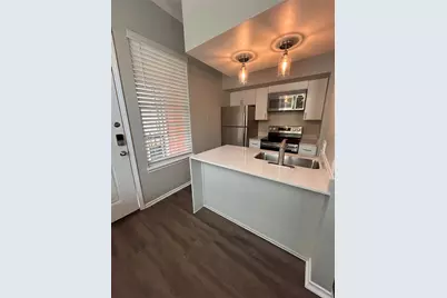 2814 Nueces Street #106, Austin, TX 78705 - Photo 2