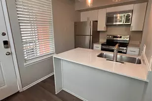 2814 Nueces St, Austin, TX 78705 - Photo 2