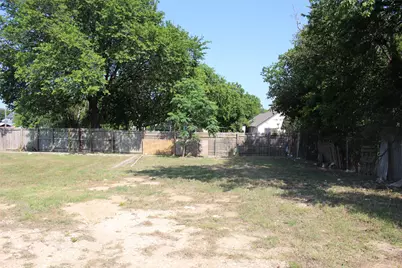 7109 Bennett Avenue, Austin, TX 78752 - Photo 14