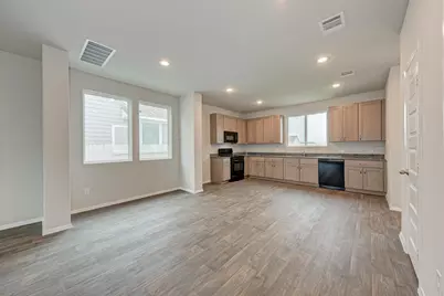 158 Daylily Drive, Elgin, TX 78621 - Photo 10