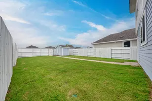 158 Daylily Dr, Elgin, TX 78621 - Photo 36