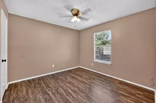 1207 Eleanor St, Austin, TX 78721 - Photo 8