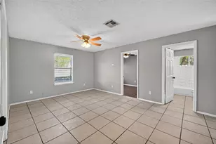 1207 Eleanor St, Austin, TX 78721 - Photo 2