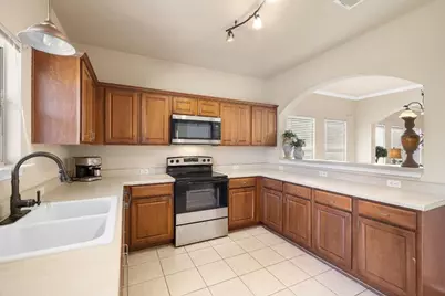 220 Flinn Street, Hutto, TX 78634 - Photo 8