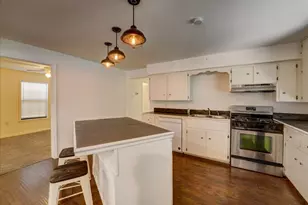 1105 E 3rd St, Austin, TX 78702 - Photo 4