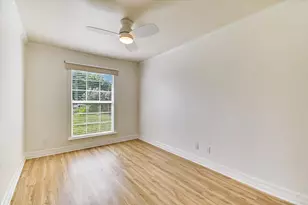 10405 Georgian Dr, Austin, TX 78753 - Photo 12