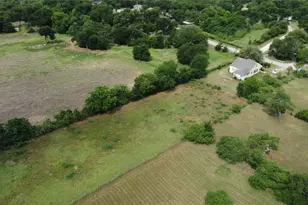 5417 Rogers Ln, Austin, TX 78724 - Photo 4