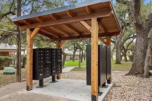 7825 Beauregard Cir, Austin, TX 78745 - Photo 36