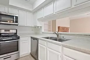 7825 Beauregard Cir, Austin, TX 78745 - Photo 14