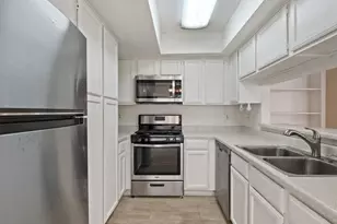 7825 Beauregard Cir, Austin, TX 78745 - Photo 10