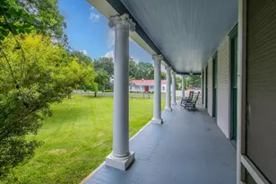 1109 Pecan St, Bastrop, TX 78602 - Photo 4