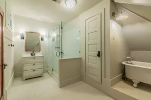 1109 Pecan St, Bastrop, TX 78602 - Photo 28
