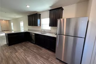 364 Crescent Park Dr, Jarrell, TX 76537 - Photo 12