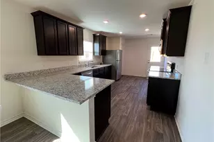 364 Crescent Park Dr, Jarrell, TX 76537 - Photo 10