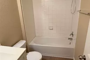 804 Red Tails Dr, Austin, TX 78725 - Photo 12