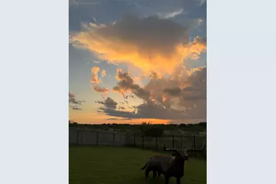 18304 Lake Oaks Drive, Jonestown, TX 78645 - Photo 6