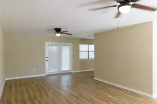 500 Wanta Hide A Way Dr, Spicewood, TX 78669 - Photo 2