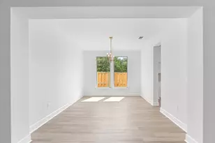 308 Barnstorm Ln, Georgetown, TX 78633 - Photo 8