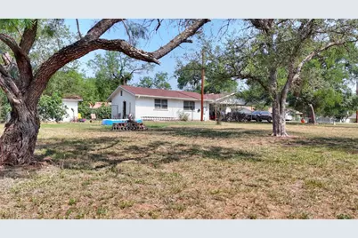 107 W Oriole Drive, Marble Falls, TX 78654 - Photo 12