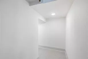 2021 Sharper Mews Ln, Austin, TX 78741 - Photo 12
