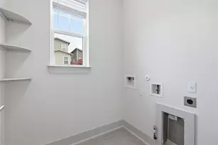 2021 Sharper Mews Ln, Austin, TX 78741 - Photo 8