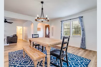 105 Maynard Street, Bastrop, TX 78602 - Photo 4