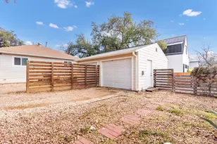 209 E Live Oak St, Austin, TX 78704 - Photo 36
