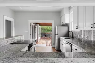 2703 De Soto Dr, Austin, TX 78733 - Photo 10