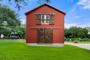 2701 & 2703 De Soto Dr, Austin, TX 78733 - Photo 32