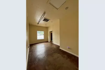 513 Thompson Lane, Austin, TX 78742 - Photo 12