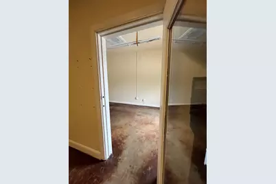 513 Thompson Lane, Austin, TX 78742 - Photo 10