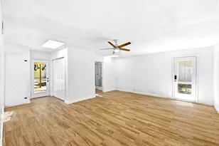 8301 Belclaire Ln, Austin, TX 78748 - Photo 16