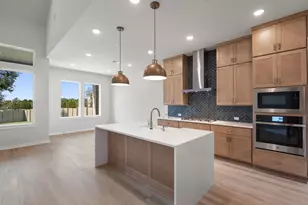 400 Bear Paw Run, Georgetown, TX 78628 - Photo 10