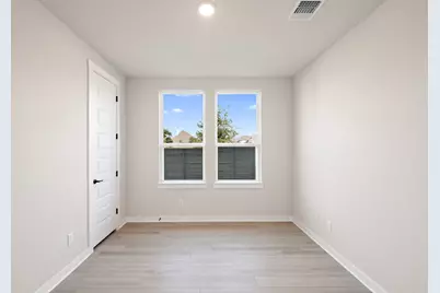 400 Bear Paw Run, Georgetown, TX 78628 - Photo 8