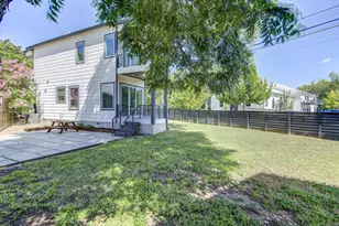 2406 E 16th St, Austin, TX 78702 - Photo 4