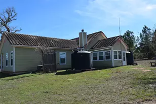 278 Winfield Thicket Rd, Bastrop, TX 78602 - Photo 2